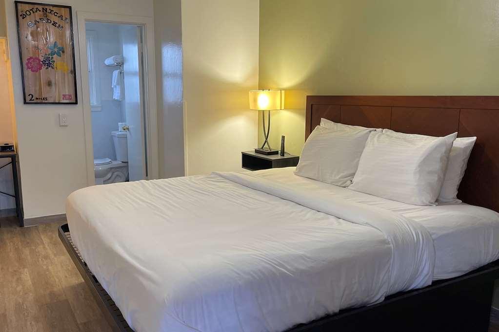 Baymont By Wyndham Fort Bragg Zimmer foto